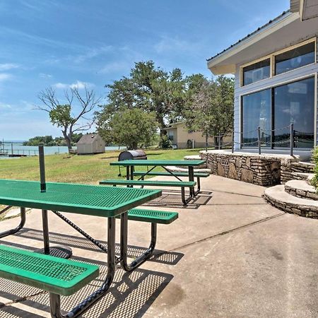 Rustic Lake Buchanan Hideaway With Game Room And Grill Tow ภายนอก รูปภาพ